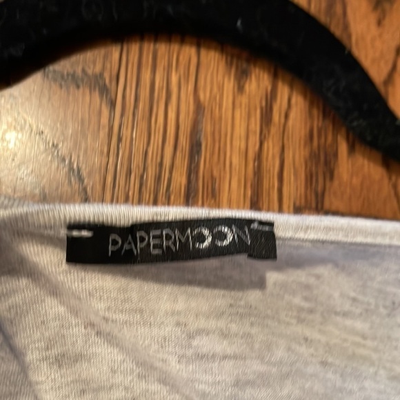 Papermoon L light grey 3/4 length top with cold shoulder - Picture 4 of 5